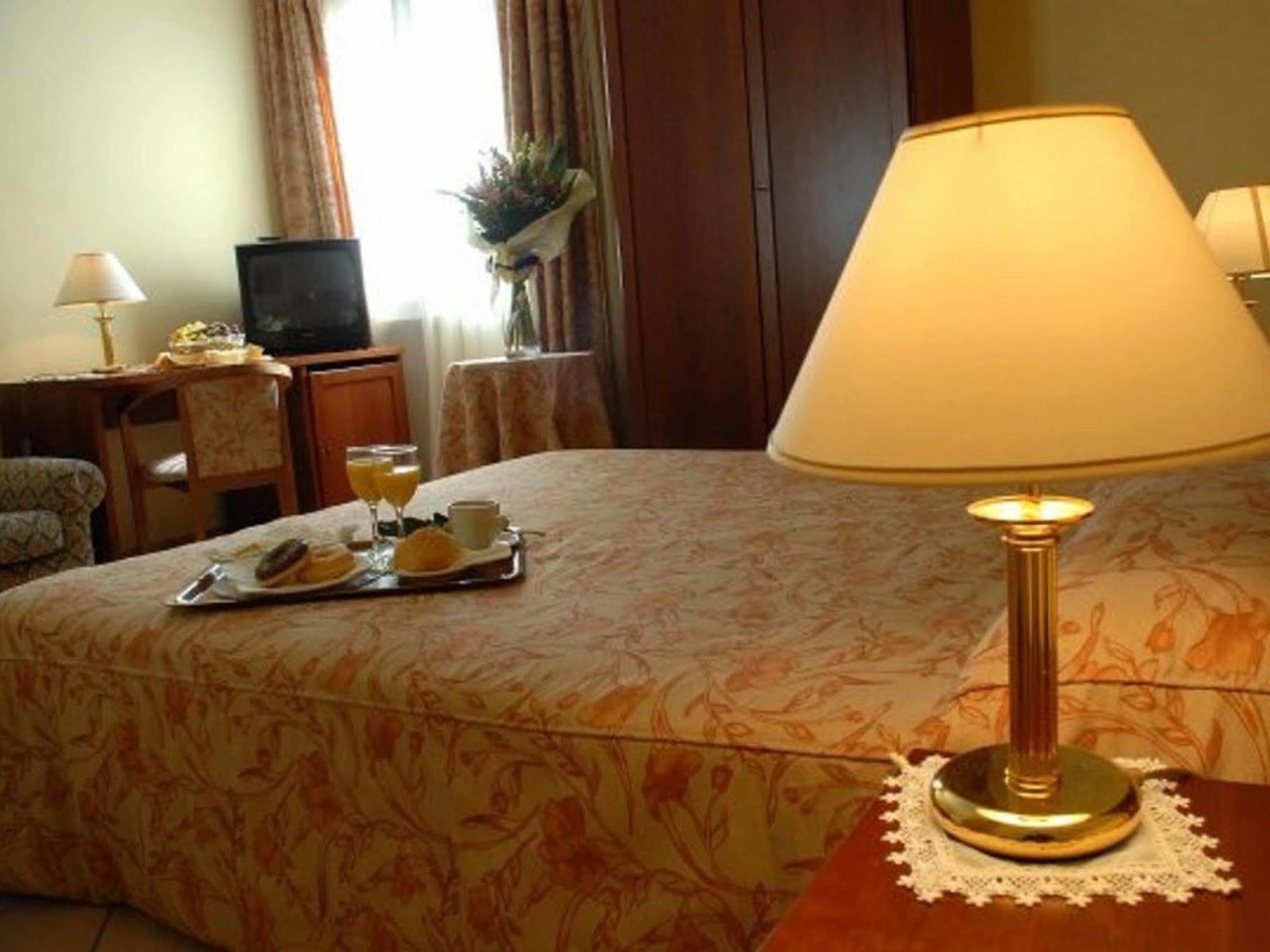 Hotel Scrivano Randazzo Zewnętrze zdjęcie