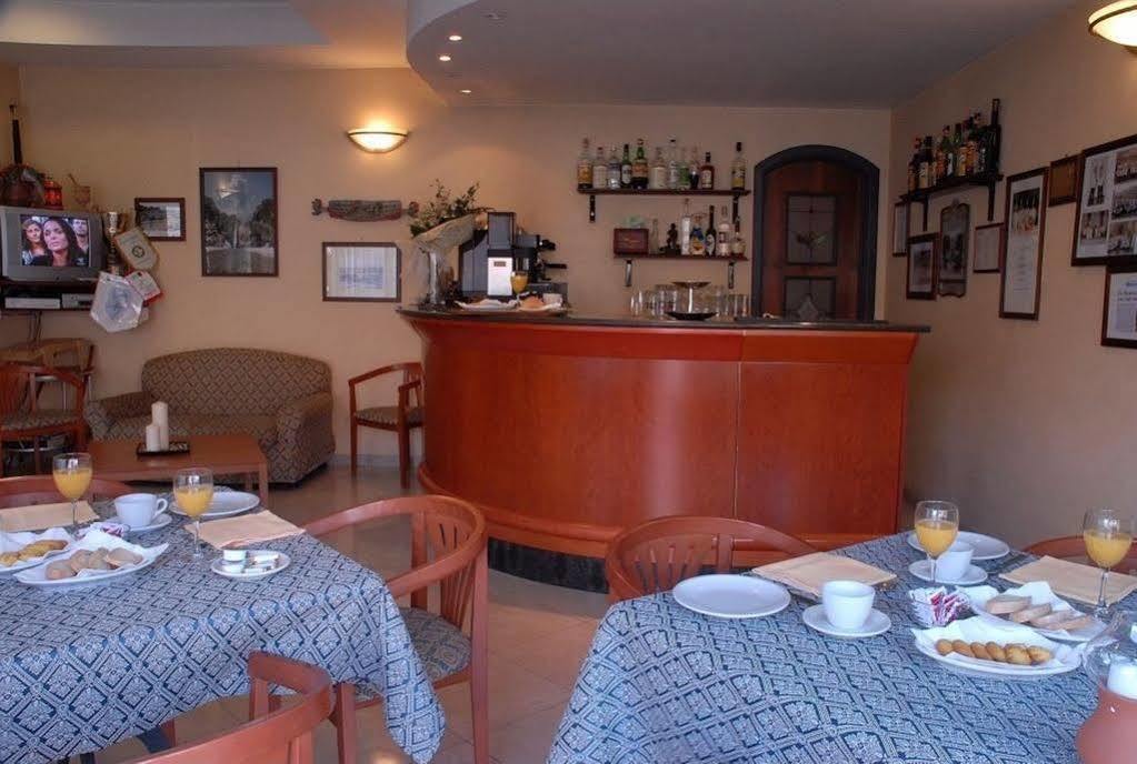 Hotel Scrivano Randazzo Zewnętrze zdjęcie